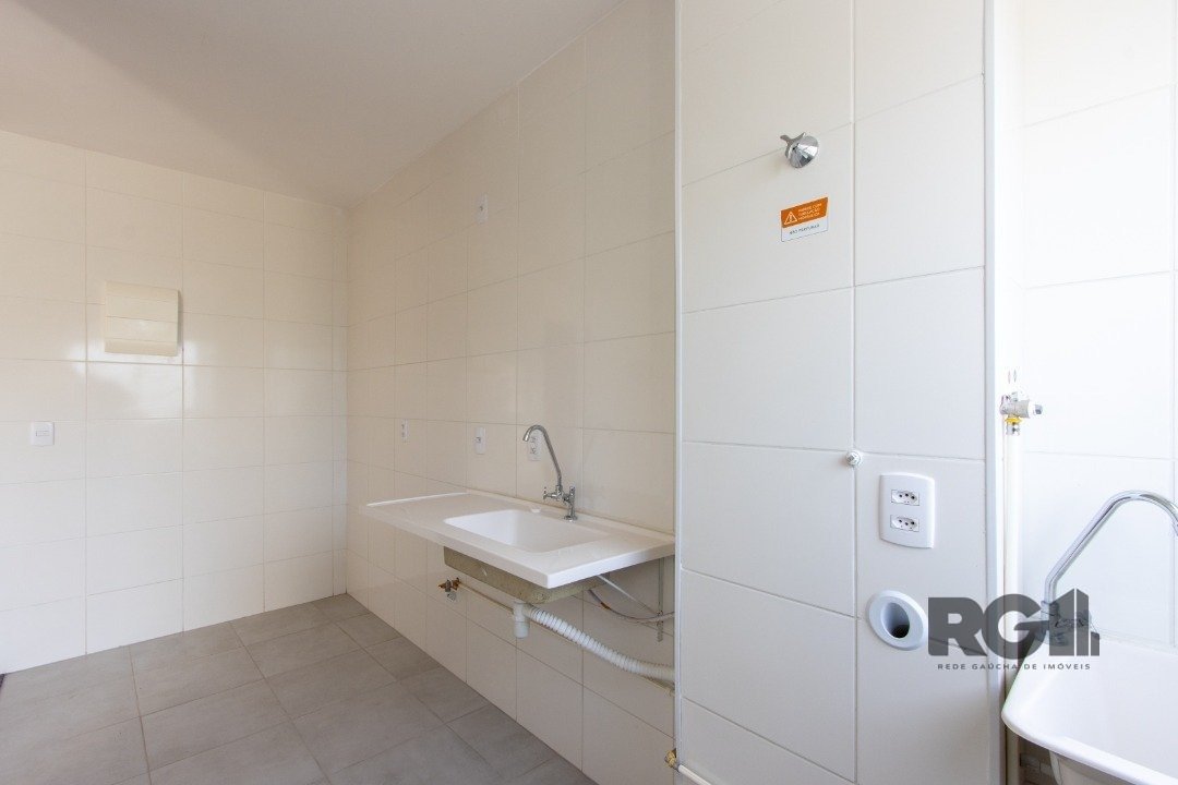 Apartamento para alugar com 2 quartos, 43m² - Foto 12