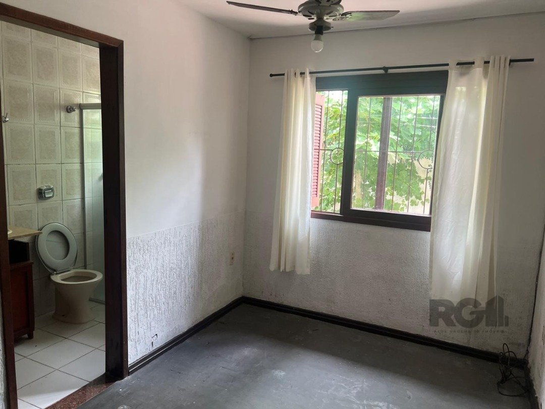 Casa de Condomínio para alugar com 3 quartos, 150m² - Foto 3