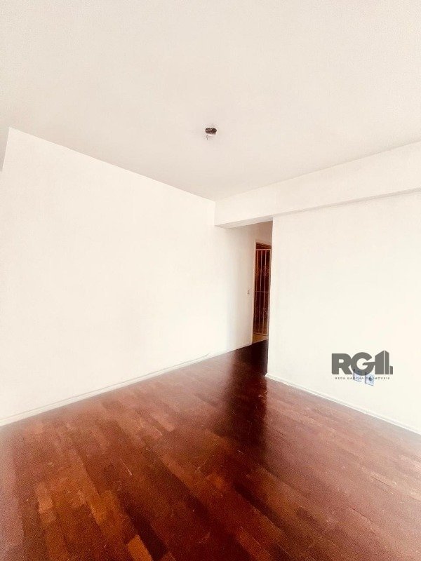 Apartamento para alugar com 2 quartos, 75m² - Foto 2