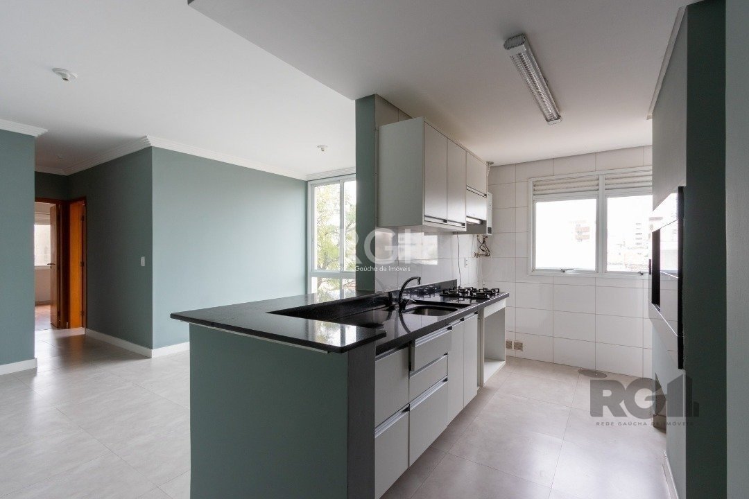 Apartamento à venda com 2 quartos, 61m² - Foto 1