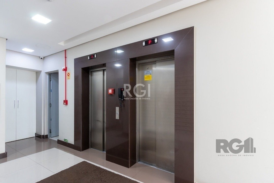 Apartamento à venda com 2 quartos, 61m² - Foto 19