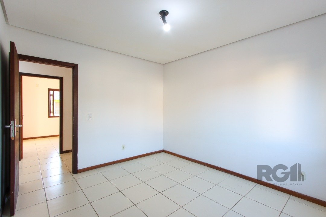 Casa para alugar com 3 quartos, 112m² - Foto 3