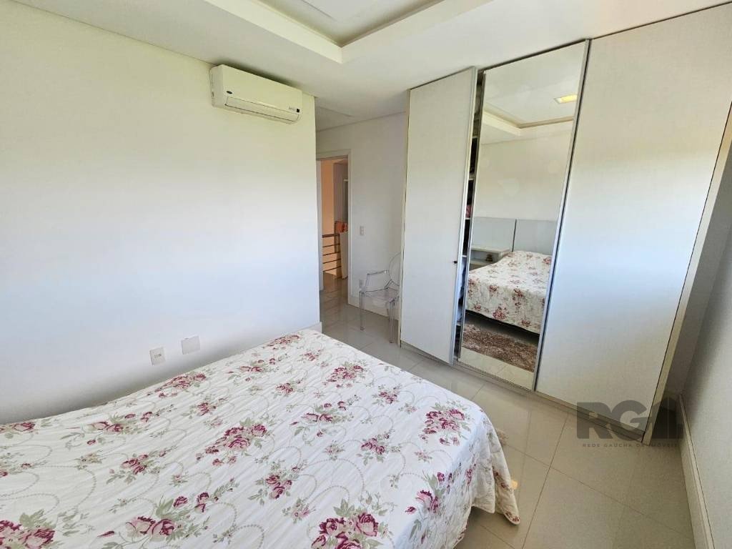 Casa de Condomínio à venda com 4 quartos, 326m² - Foto 15