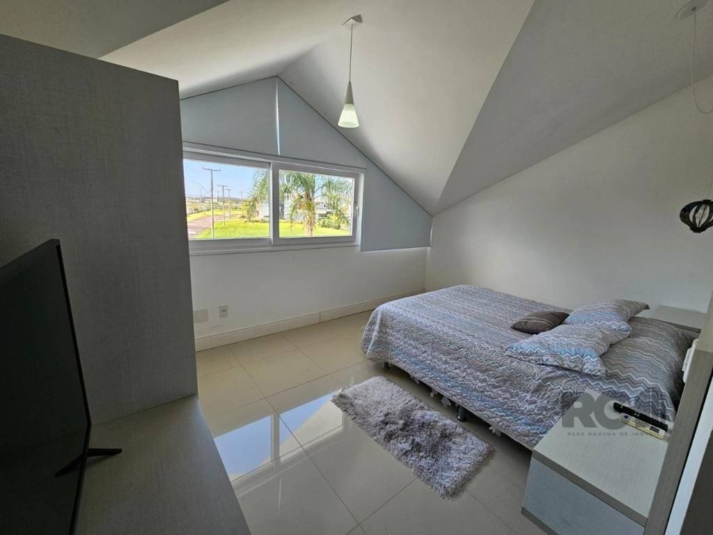 Casa de Condomínio à venda com 4 quartos, 326m² - Foto 32