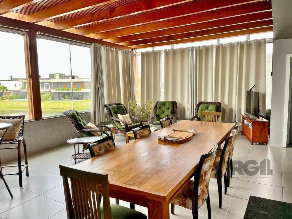 Casa de Condomínio à venda com 6 quartos, 359m² - Foto 41