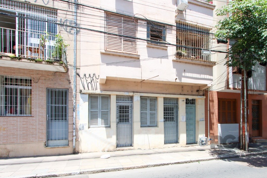 Apartamento à venda com 1 quarto, 55m² - Foto 2