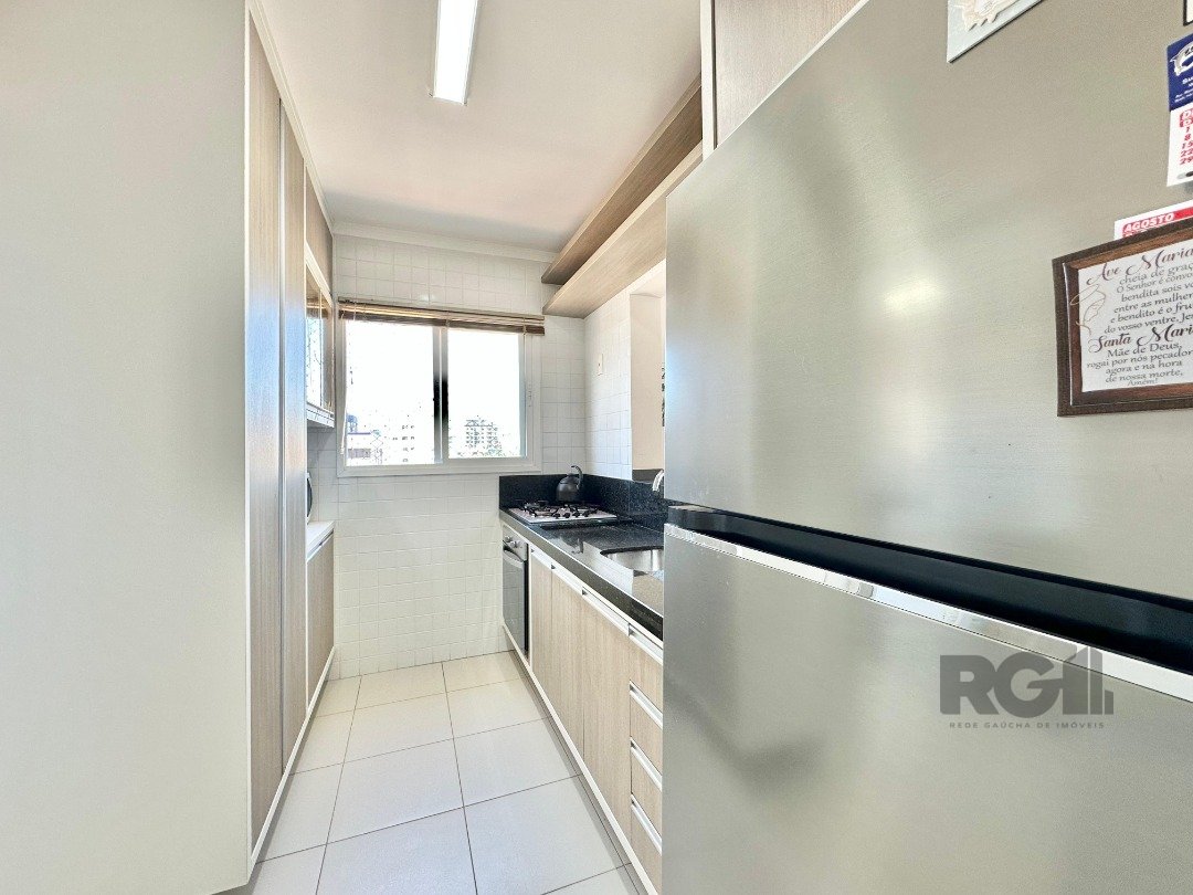 Apartamento à venda com 3 quartos, 150m² - Foto 8