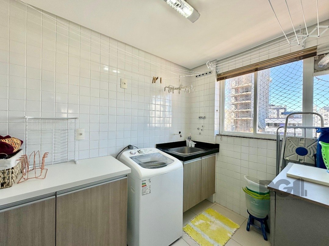 Apartamento à venda com 3 quartos, 150m² - Foto 9