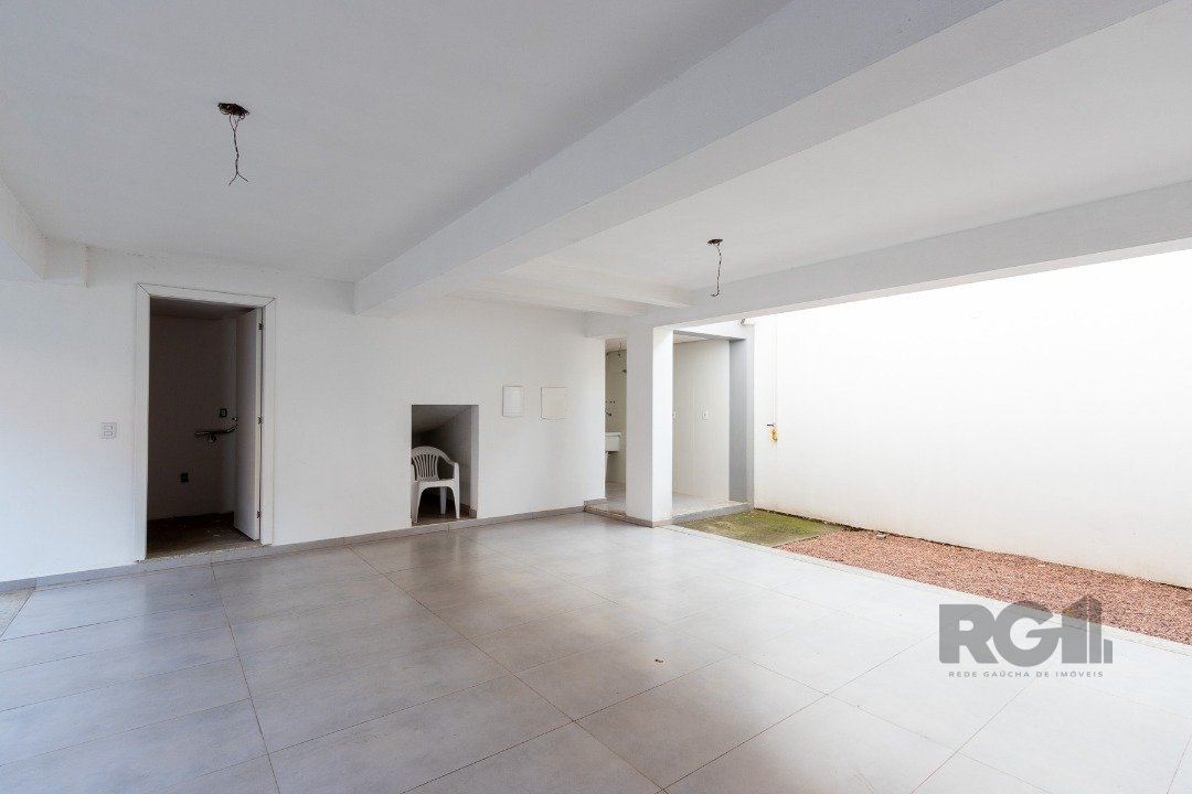 Casa de Condomínio para alugar com 3 quartos, 235m² - Foto 7