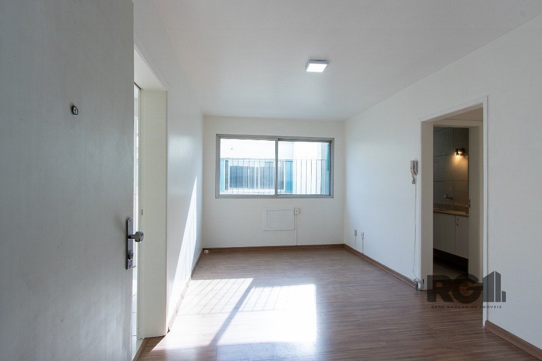 Apartamento à venda com 1 quarto, 48m² - Foto 2