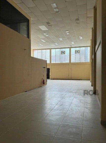 Depósito-Galpão-Armazém para alugar, 402m² - Foto 4