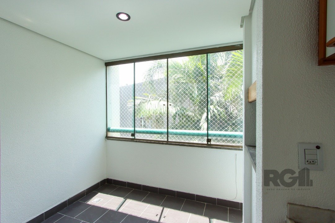 Apartamento para alugar com 2 quartos, 75m² - Foto 10