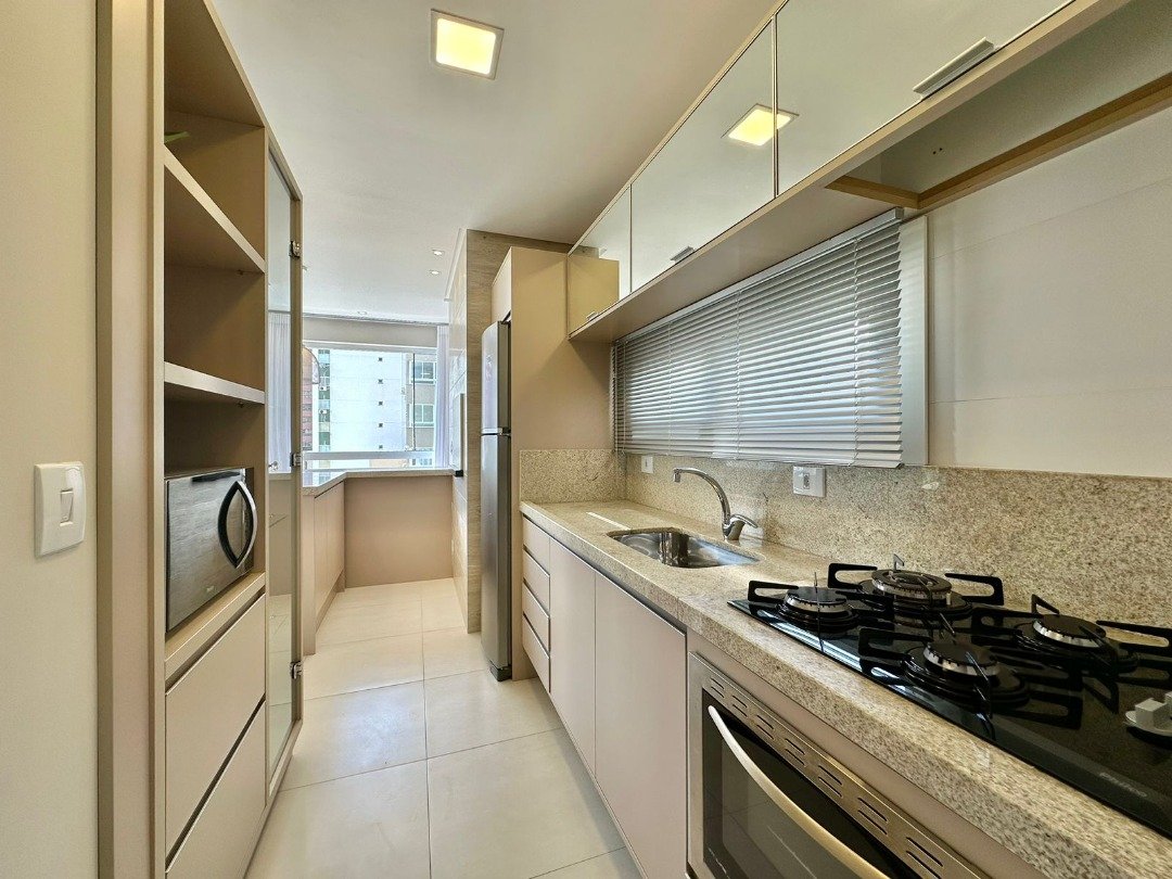 Apartamento à venda com 2 quartos, 114m² - Foto 9