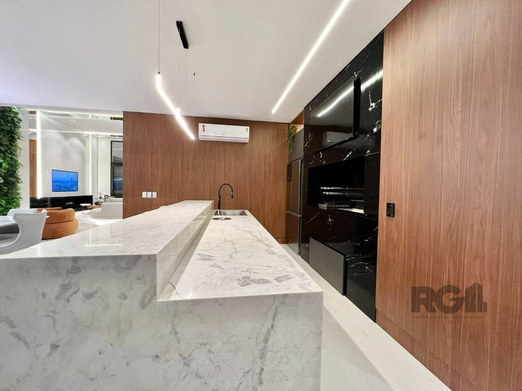 Casa de Condomínio à venda com 4 quartos, 245m² - Foto 31