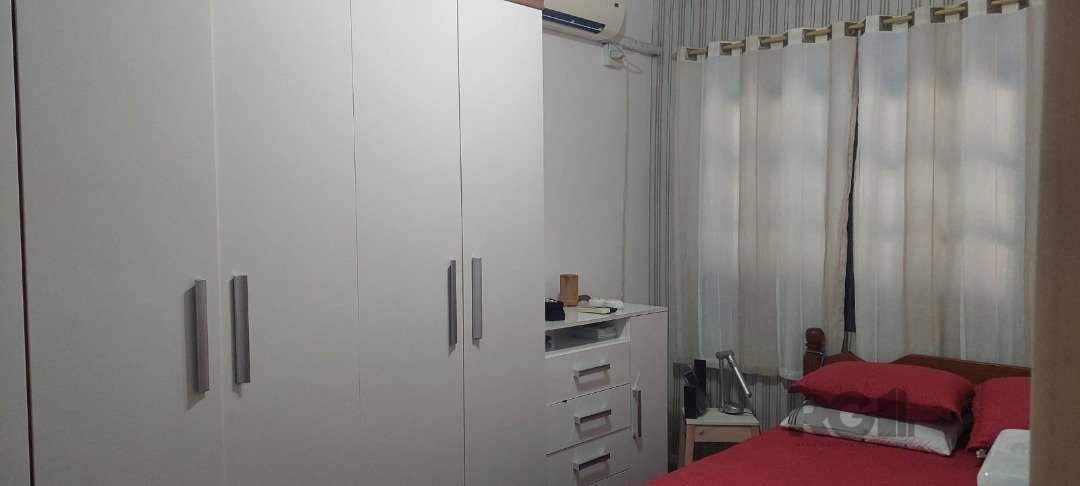 Casa à venda com 2 quartos, 72m² - Foto 6