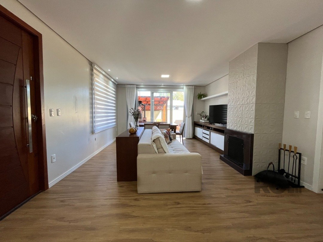 Casa à venda com 3 quartos, 99m² - Foto 5