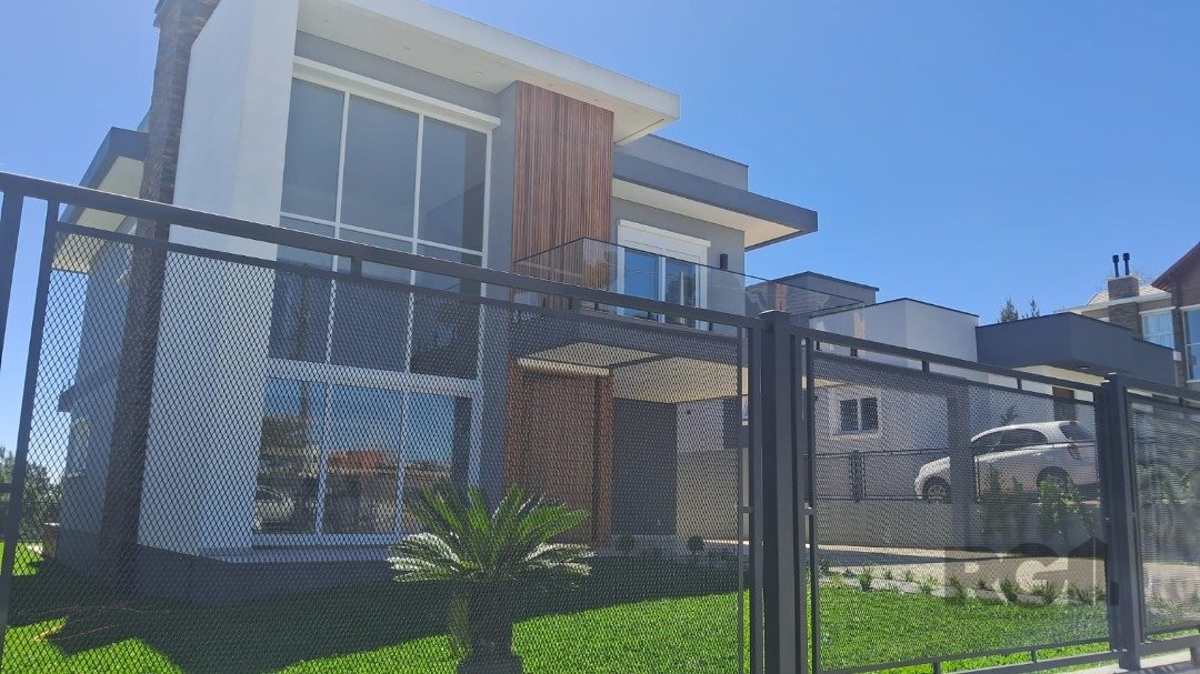 Casa de Condomínio à venda com 4 quartos, 235m² - Foto 29