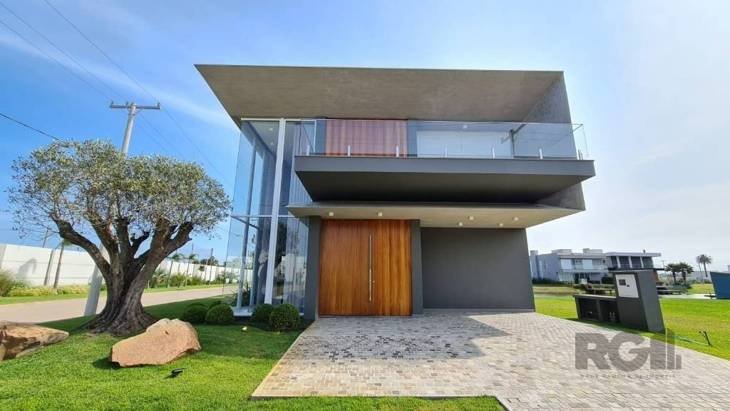 Casa de Condomínio à venda com 5 quartos, 459m² - Foto 2