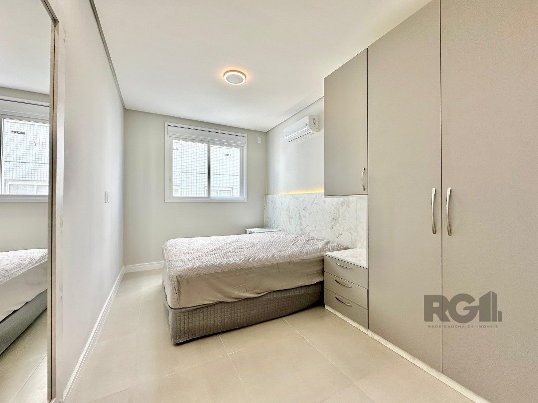 Apartamento à venda com 2 quartos, 75m² - Foto 18