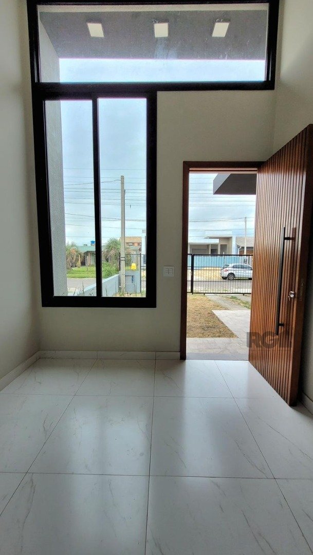 Casa à venda com 3 quartos, 95m² - Foto 3