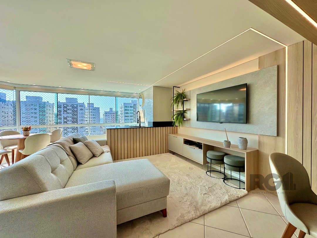 Apartamento à venda com 107m², 3 quartos, 1 suíte, 2 vagas no bairro Zona Nova em Capão da Canoa