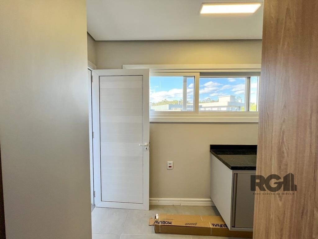 Casa de Condomínio para alugar com 3 quartos, 299m² - Foto 20