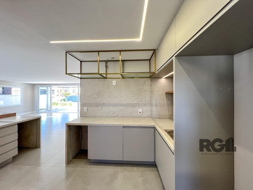 Casa de Condomínio para alugar com 3 quartos, 299m² - Foto 18