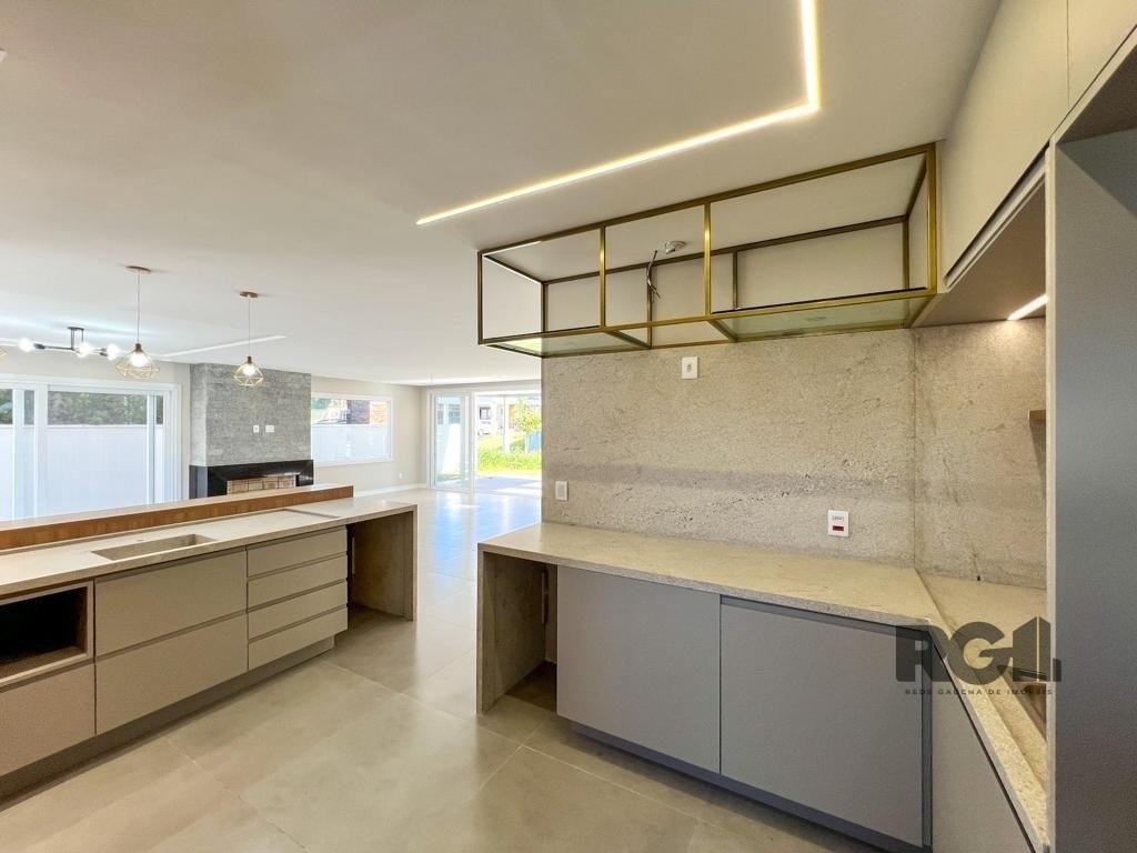 Casa de Condomínio para alugar com 3 quartos, 299m² - Foto 17