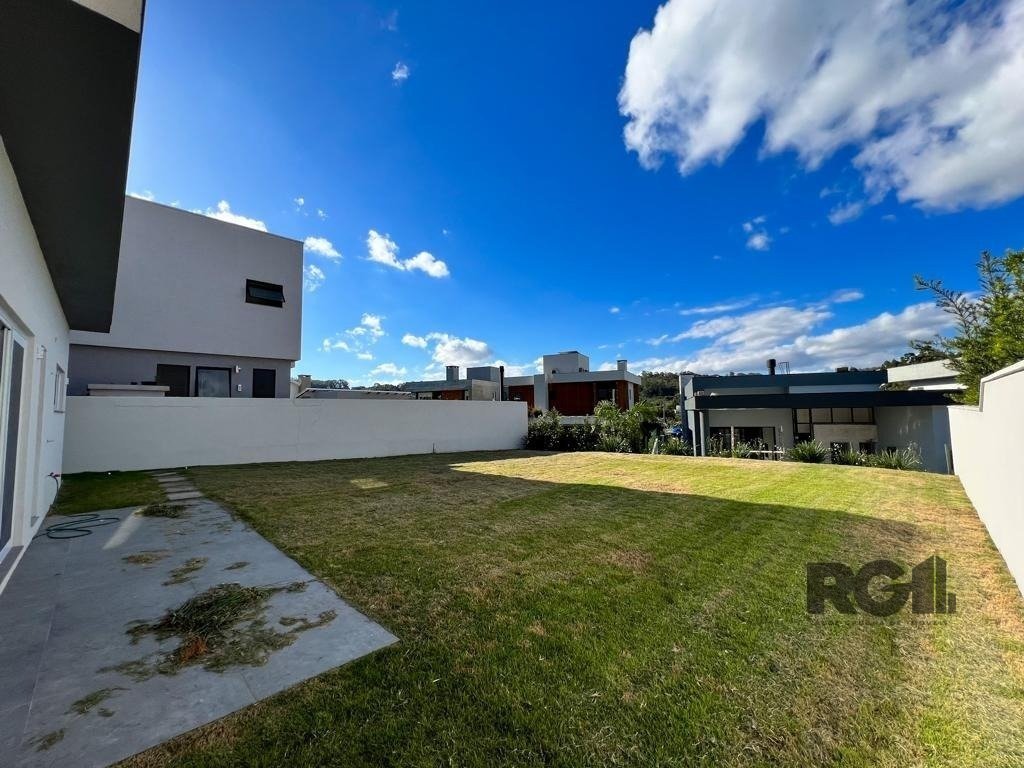 Casa de Condomínio para alugar com 3 quartos, 299m² - Foto 59