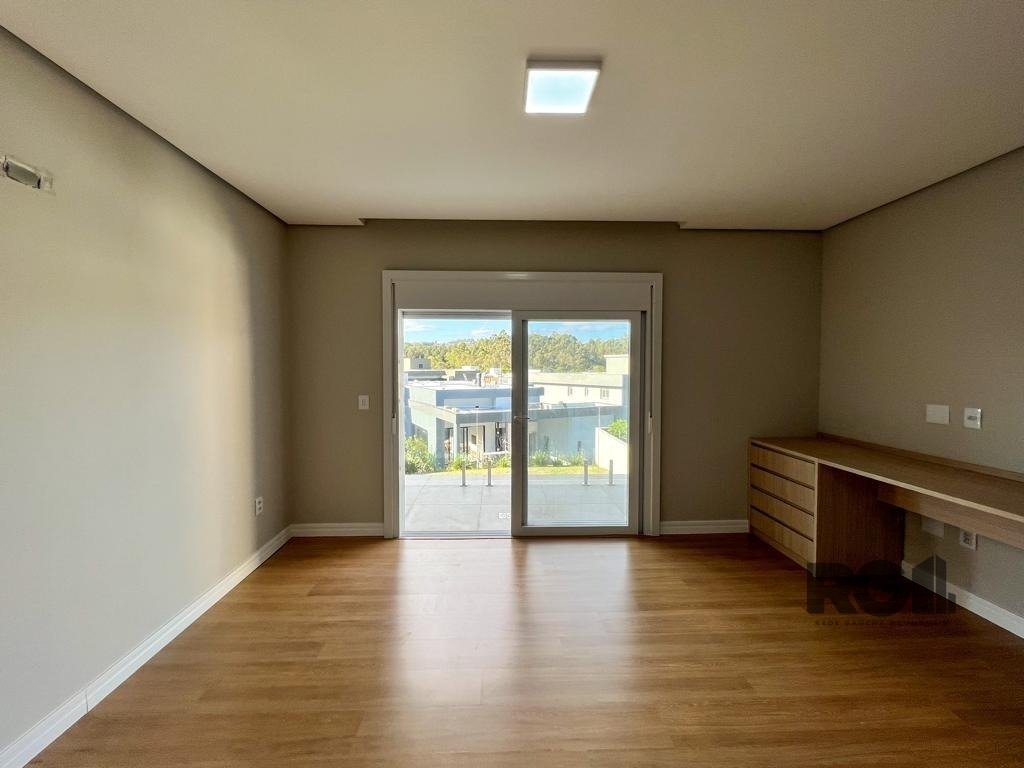 Casa de Condomínio para alugar com 3 quartos, 299m² - Foto 30