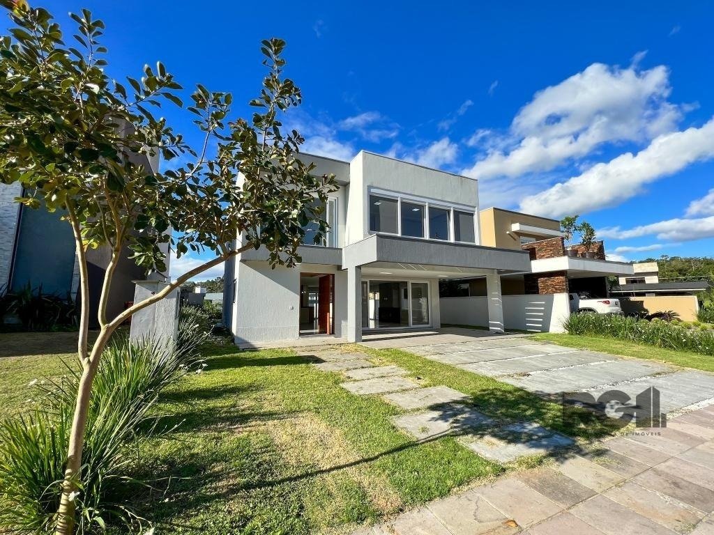Casa de Condomínio para alugar com 3 quartos, 299m² - Foto 1