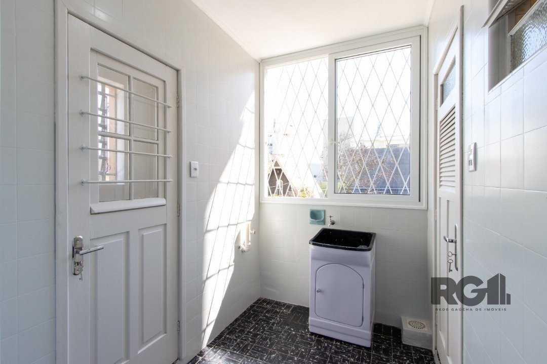Apartamento para alugar com 3 quartos, 105m² - Foto 30
