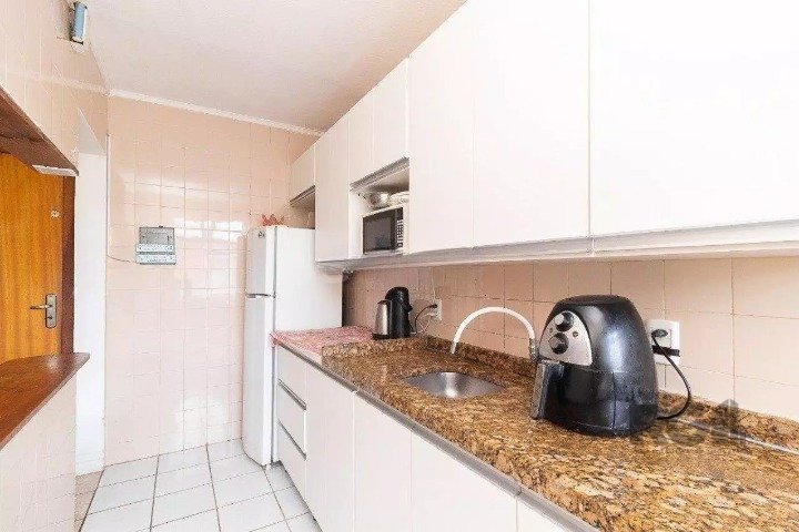 Apartamento para alugar com 2 quartos, 70m² - Foto 5