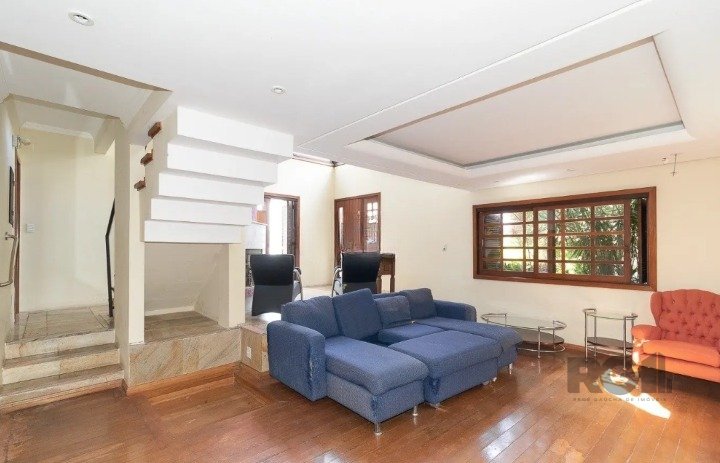 Casa para alugar com 5 quartos, 304m² - Foto 4