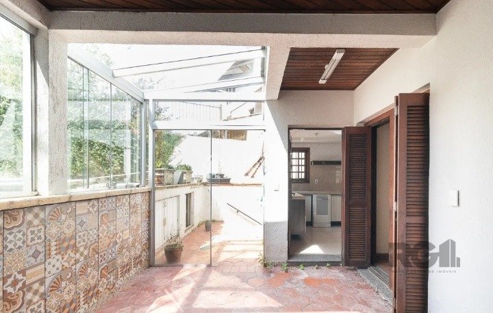 Casa para alugar com 5 quartos, 304m² - Foto 19