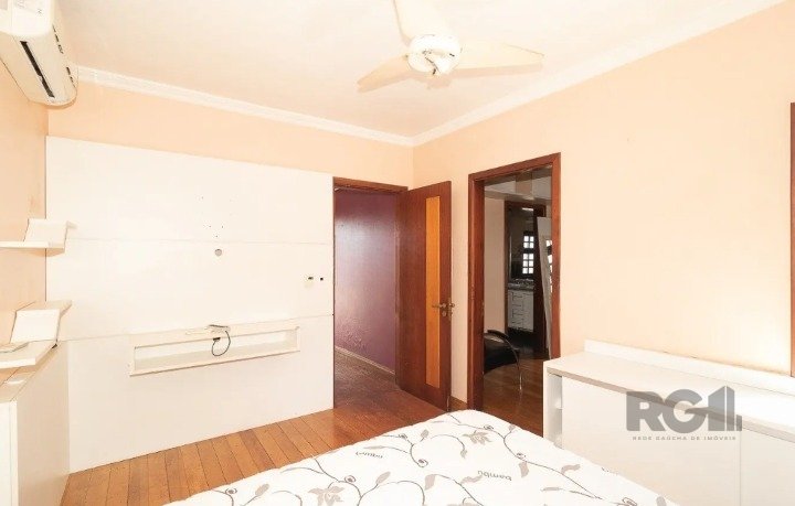 Casa para alugar com 5 quartos, 304m² - Foto 13