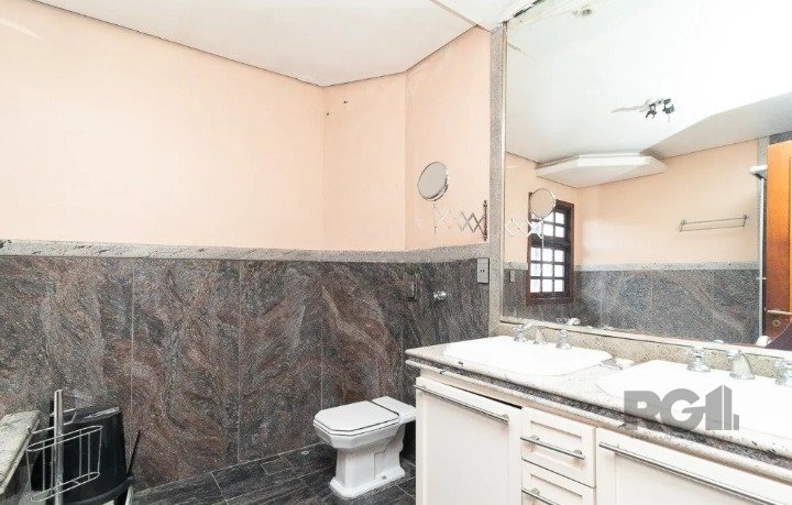 Casa para alugar com 5 quartos, 304m² - Foto 20