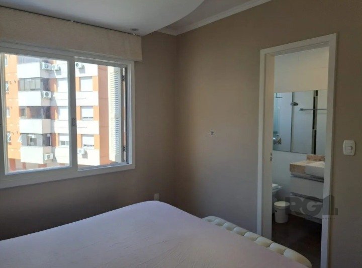Apartamento para alugar com 3 quartos, 97m² - Foto 12