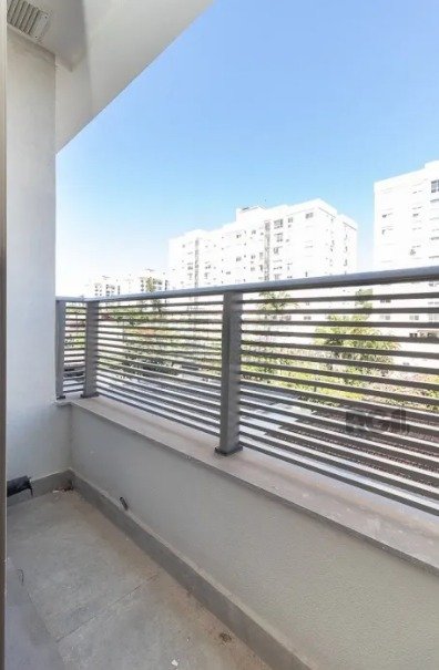 Apartamento para alugar com 1 quarto, 37m² - Foto 8