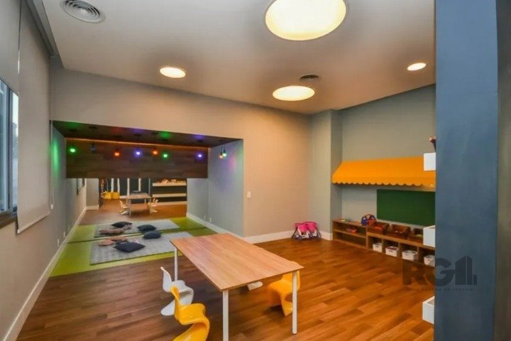 Apartamento para alugar com 1 quarto, 37m² - Foto 17