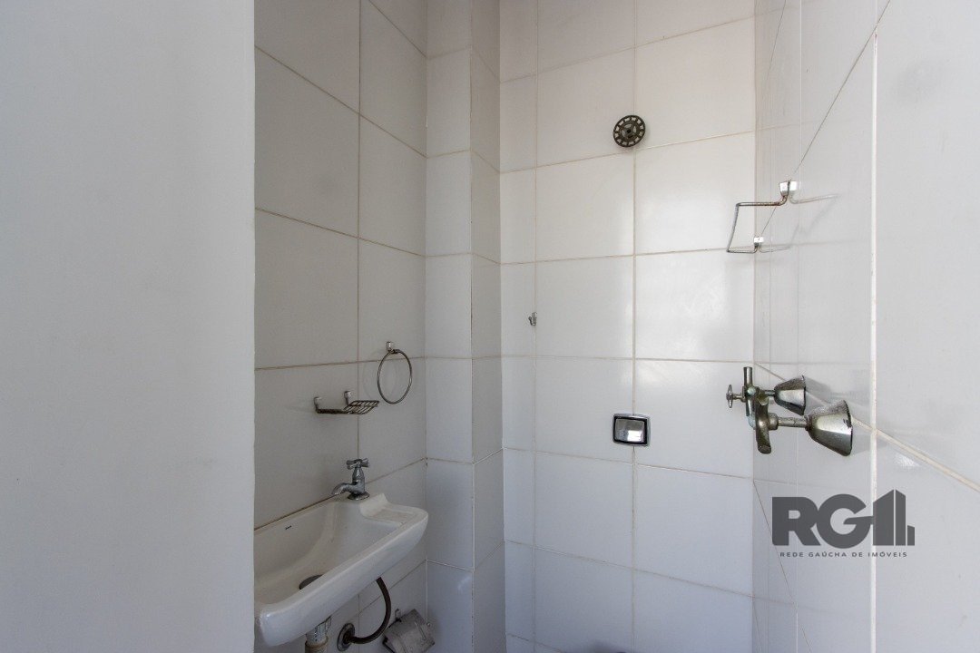 Apartamento para alugar com 2 quartos, 76m² - Foto 6