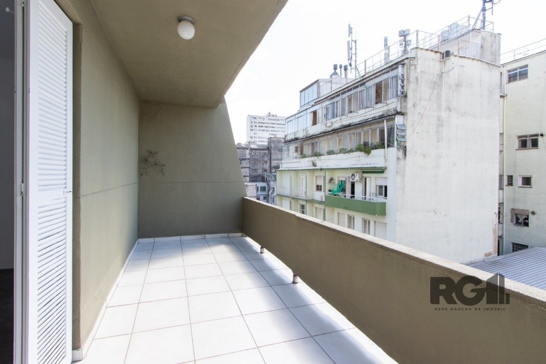 Apartamento para alugar com 2 quartos, 76m² - Foto 24