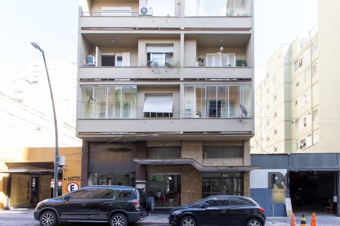 Apartamento para alugar com 2 quartos, 76m² - Foto 29