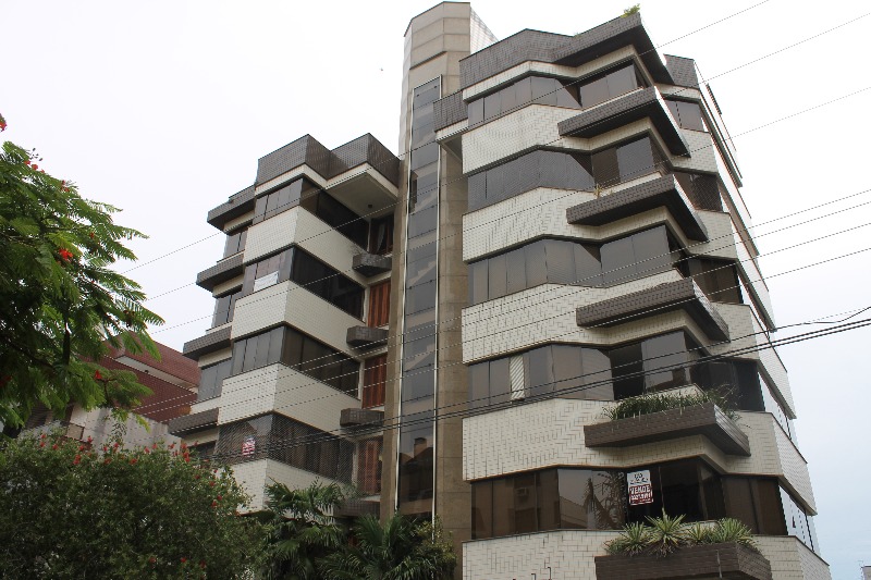 Apartamento com 149m², 3 dormitórios, 1 suíte, 2 vagas no bairro Jardim Itu Sabará em Porto Alegre para Comprar