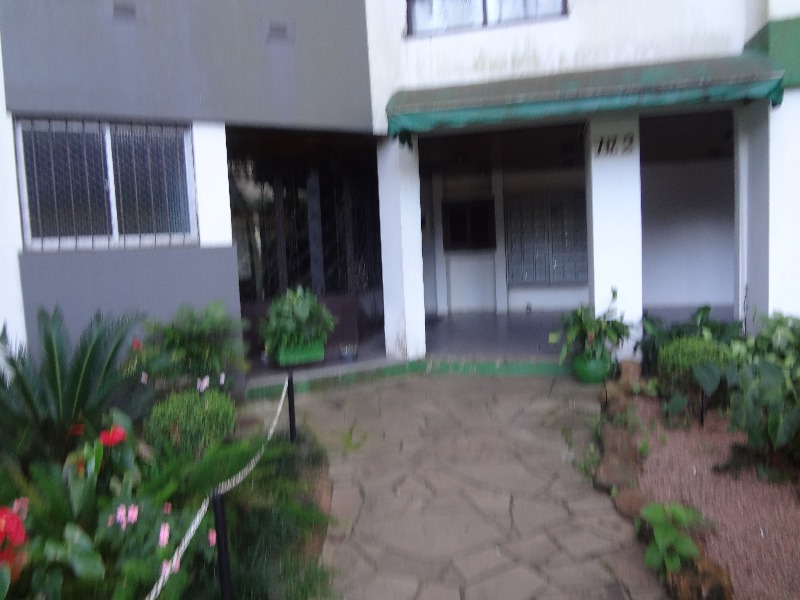 Apartamento com 59m², 2 dormitórios, 1 vaga no bairro Nonoai em Porto Alegre para Comprar