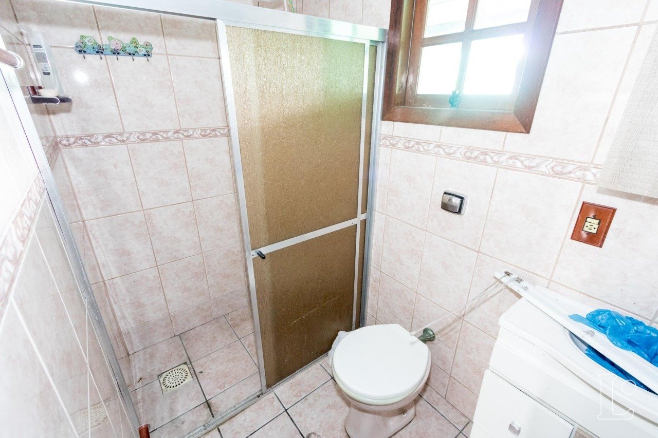 Casa para alugar com 4 quartos, 262m² - Foto 5