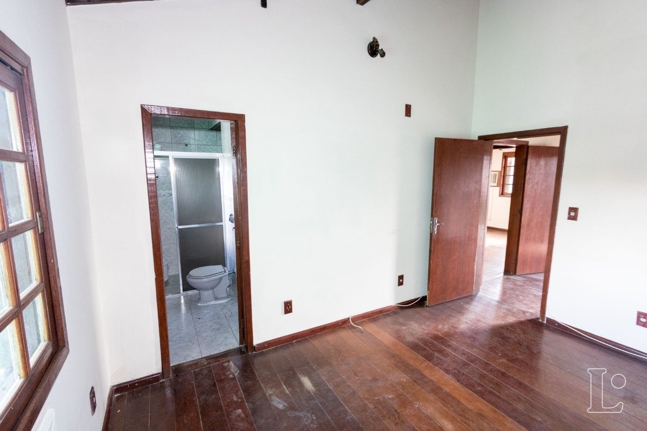 Casa para alugar com 4 quartos, 262m² - Foto 20