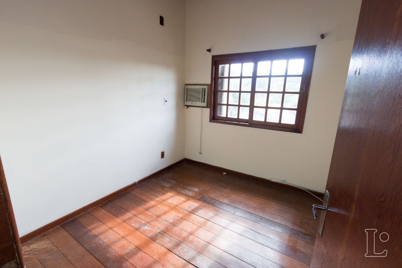 Casa para alugar com 4 quartos, 262m² - Foto 23