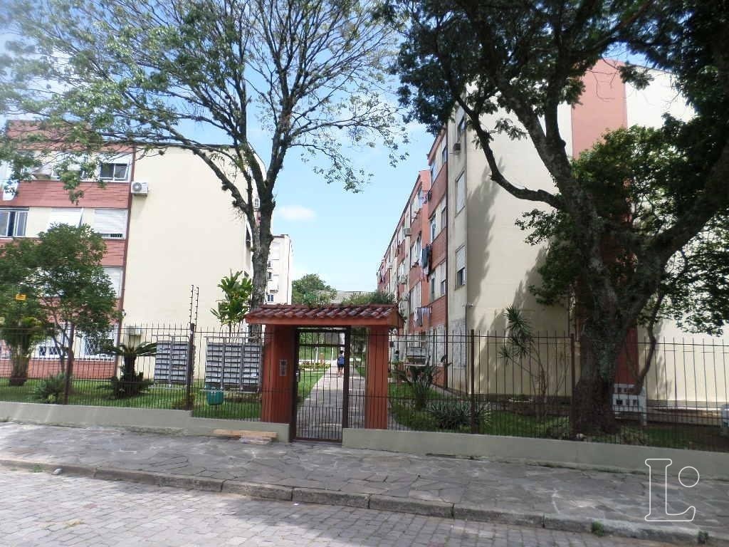 Apartamento com 46m², 2 dormitórios, 1 vaga no bairro Cavalhada em Porto Alegre para Comprar