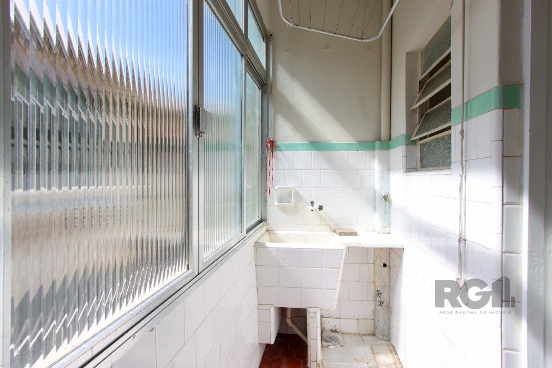 Apartamento à venda com 2 quartos, 68m² - Foto 9